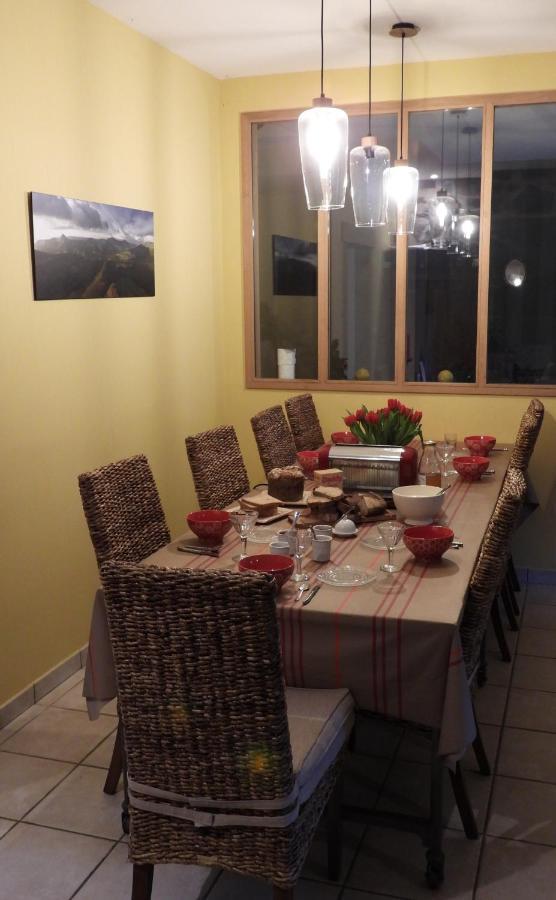 Le Figarelou Panzió Thiézac Kültér fotó